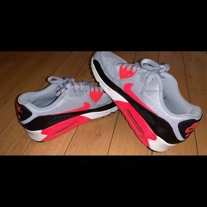 Nike Retro Air Max Women’s Size 10